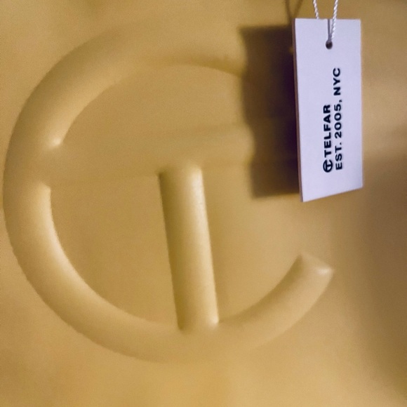🌈NWT TELFAR margarine yellow medium shopping bag tote! - Picture 8 of 11